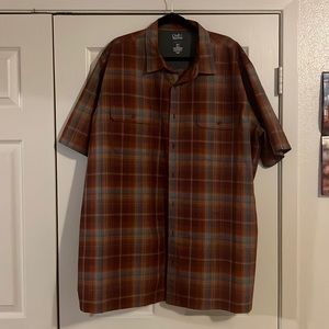 Mens quick dry shirt.